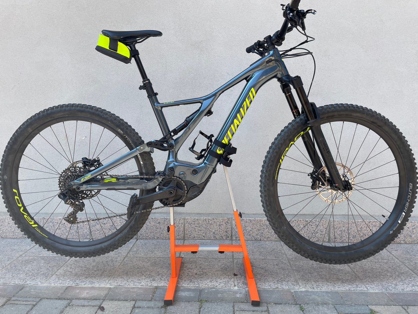 Cavalletto Centrale Manutenzione Bici Emtb E-Bike Universale Regolabile