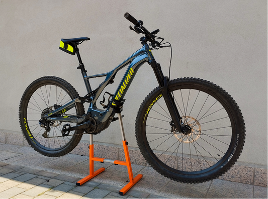 Cavalletto centrale manutenzione e-bike, regolabile e universale MiTseven

