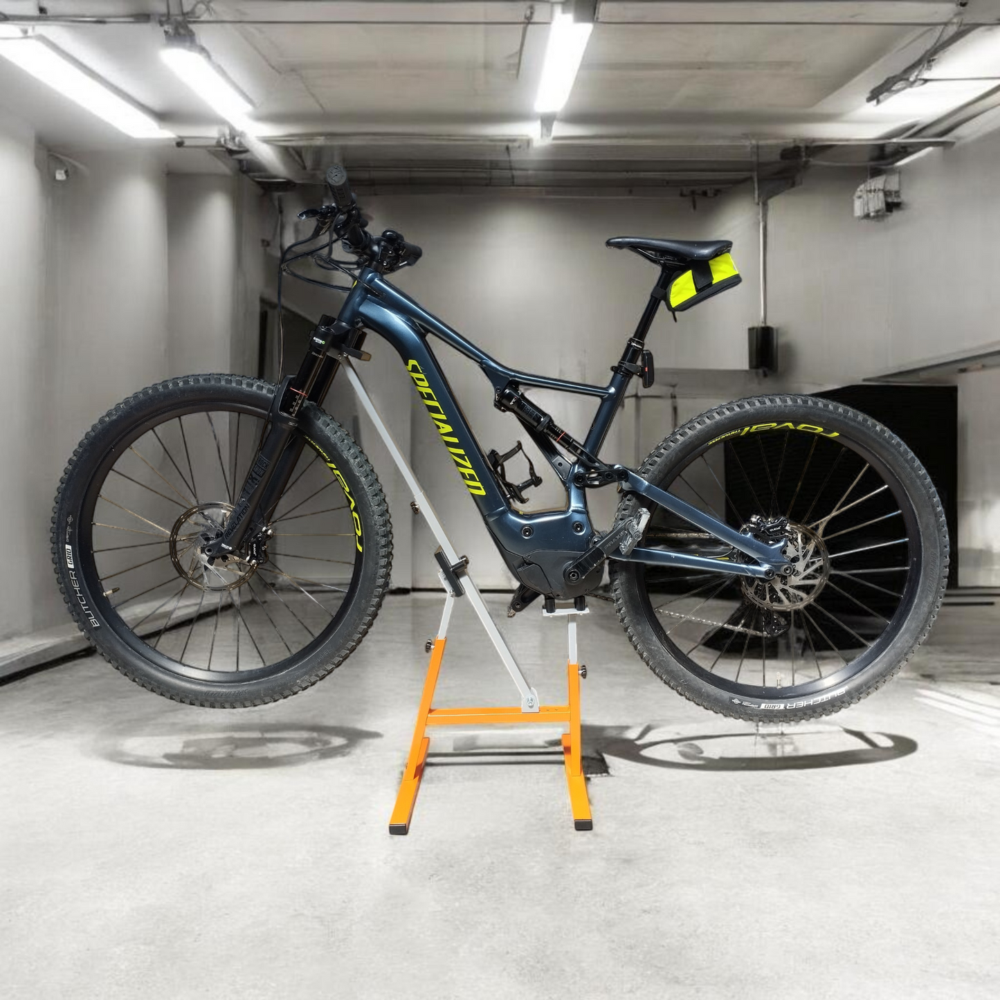 Cavalletto Centrale Manutenzione Bici Emtb E-Bike Universale Regolabile. Codice ITA031BL