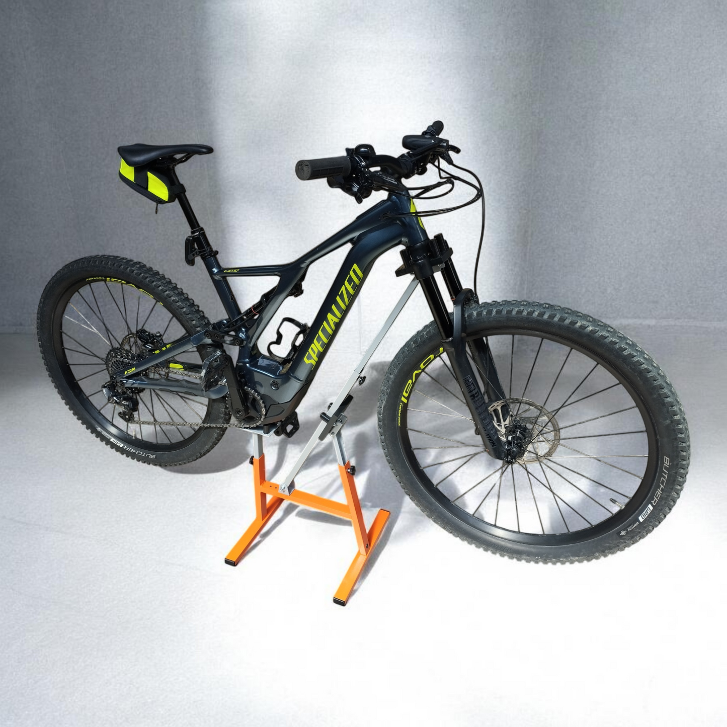 Cavalletto Centrale Manutenzione Bici Emtb E-Bike Universale Regolabile. Codice ITA031BL